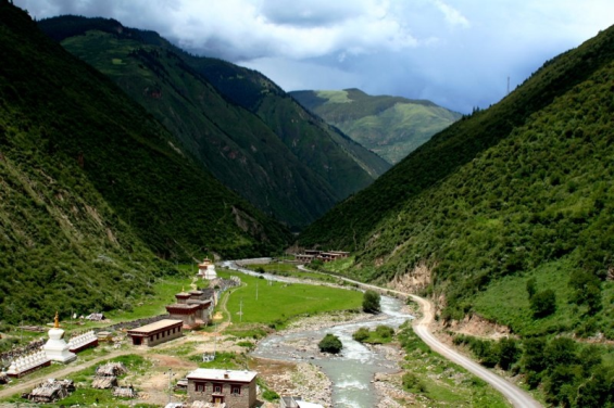 Tibetan valley